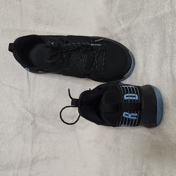 Jordans - Picture 2 of 5